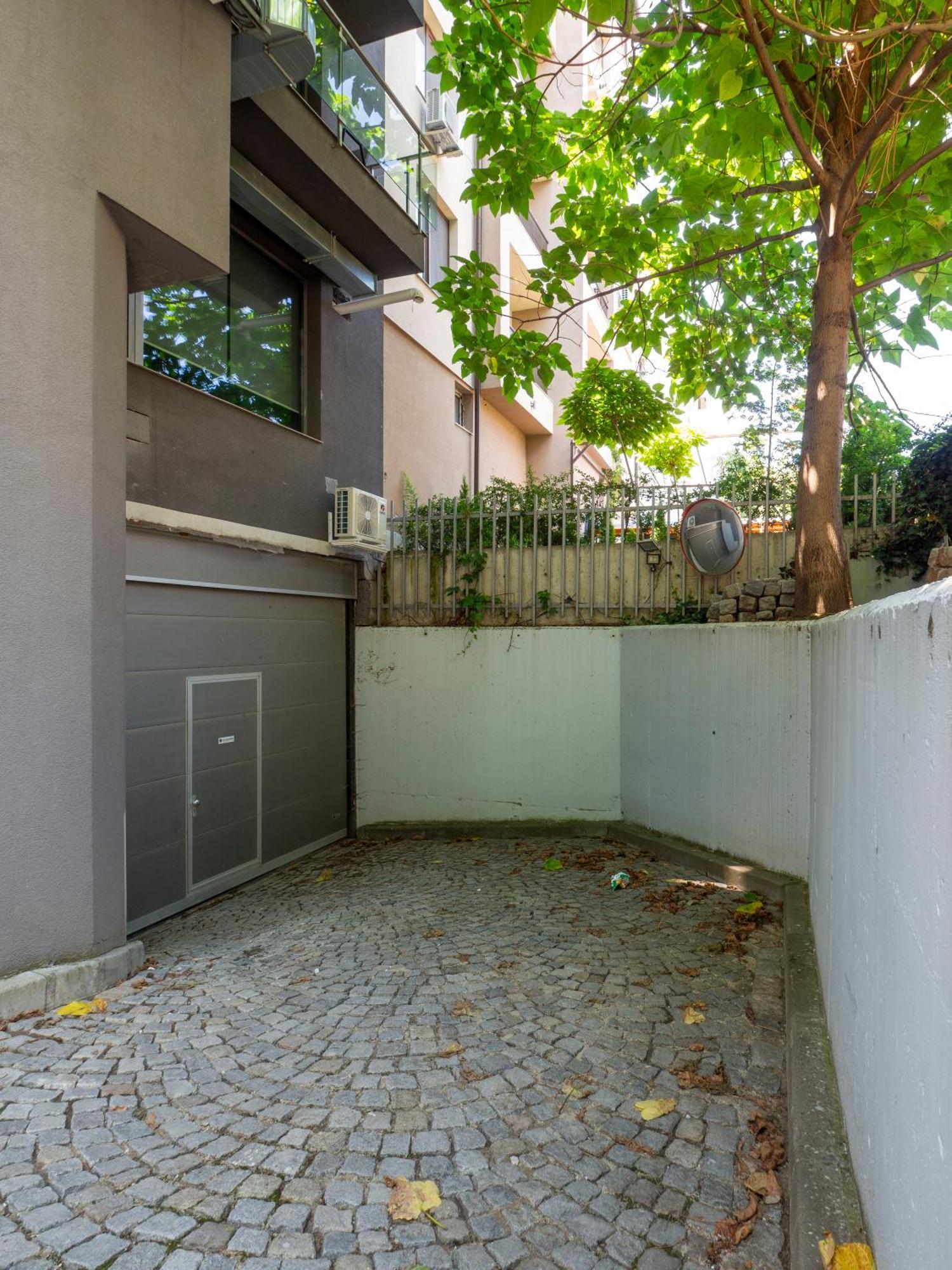 Julie'S Sunny Cozy Apartment With Balcony Sofia Exterior photo